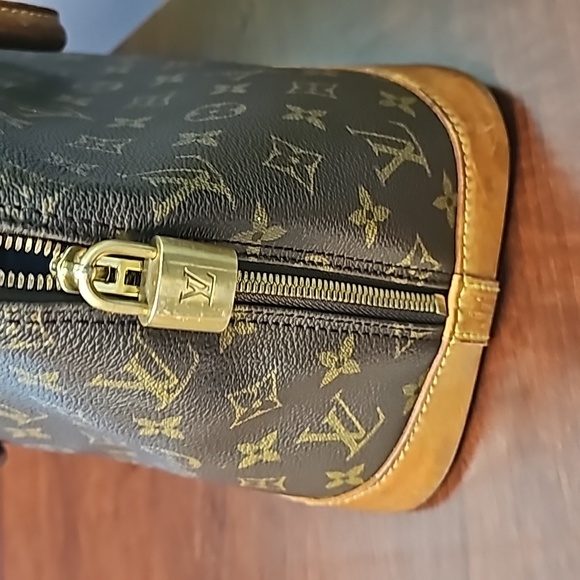 LV Alma bag - Picture 4 of 4